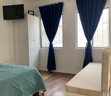 Simon Bolivar Apartamento | Los Soles Suite Mall del Sol Guayaquil Airport