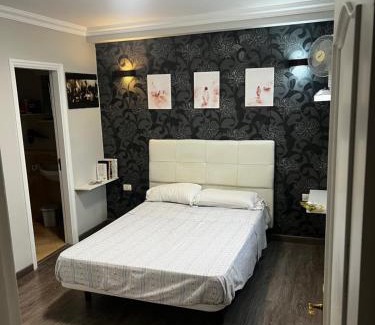 Valle de San Lorenzo Casa | Los Toscales prívate room