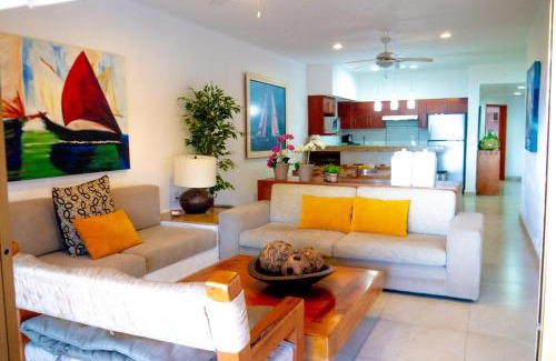 Zona hotelera Apartamento | Los Tules Ocean Front Condo ,With Amazing Ocean View by Kivoya