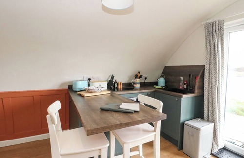 Isle of Luing Cabaña | LOSAL, romantic, with a garden in Cullipool, Isle Of Luing