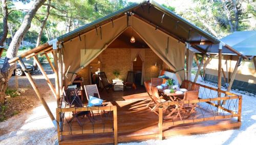 Cove Murtar Otro | Losinj Glamping - Camp Čikat - Wild