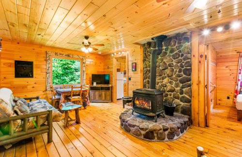 Schroon Lake Casa | Lost Pond Cabin