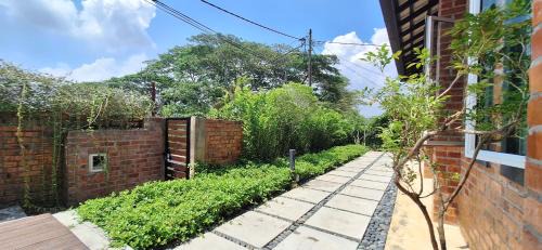 Seremban Casa | Lot2990 Seremban 3 Homestay by SkyLimit Suites
