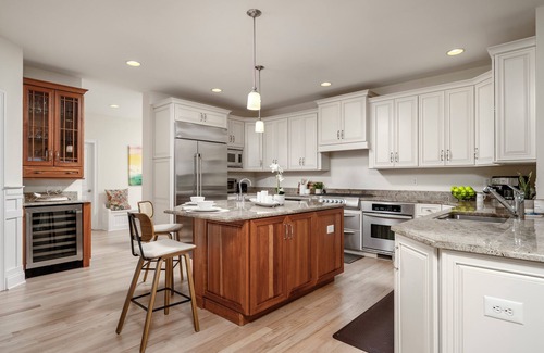 Long Neck Casa | Lots of living space in this single family home in The Peninsula