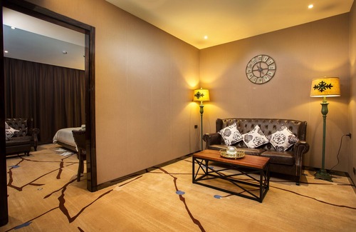 Legazpi Hotel | Lotus Blu Hotel