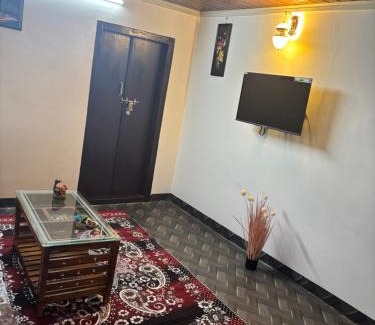 Rajakkad Casa | Lotus Castle - Entire House - Peaceful Retreat Amidst Cardamom Hills