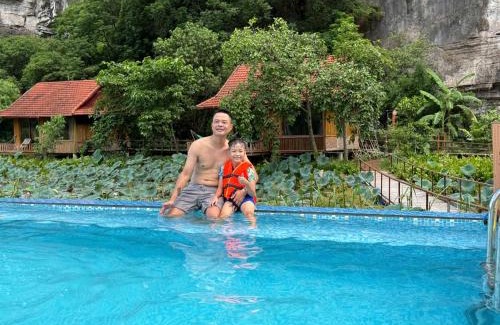 Hoa Lu Casa | Lotus Field Homestay