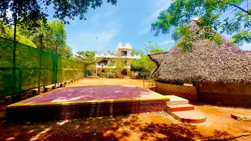 Auroville Casa | Lotus Garden Guest House