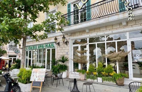 An Thoi Hotel | Lotus Home Cafe - Cable Car Station