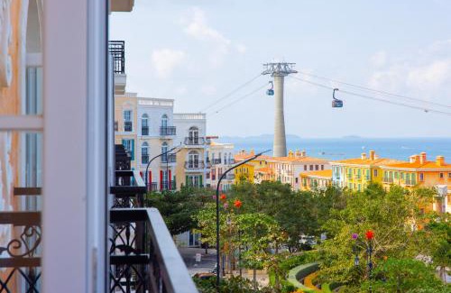 An Thoi Hotel | Lotus Home Cafe - Cable Car Station
