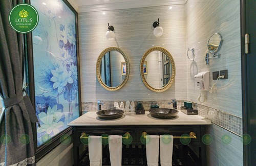 Thanh Thuy Hotel | Lotus Hotel - Vuon vua