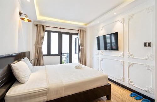 Binh Thanh Hotel | Lotus Laverne Hotel