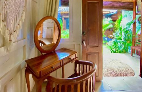 Padonan Hotel | Lotus & Teak Villas