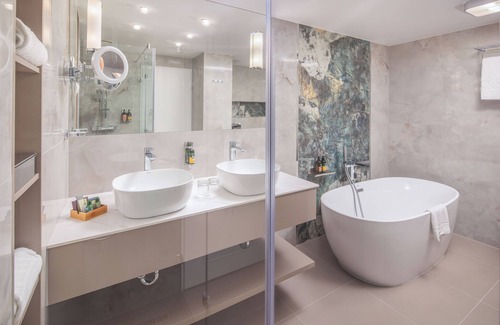 Heviz Hotel | Lotus Therme Hotel & Spa