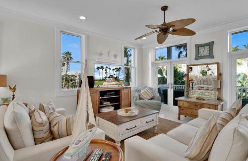 The Shores Casa | Lotus Villa - Private beach house with Pool and Hot Tub home