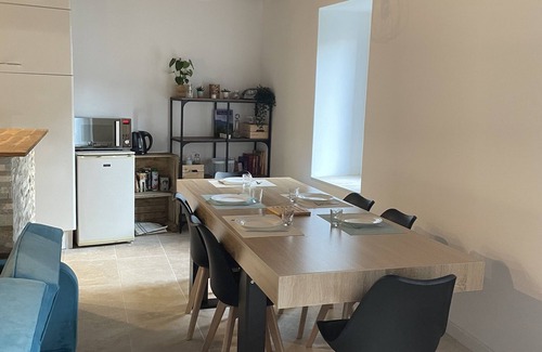 Pomerols Casa | Lou Castel / Renovated house close to shops