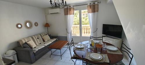 Paradou Apartamento | Lou Olivie, appartement climatisé avec piscine aux pieds Alpilles