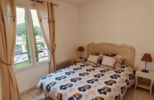 Paradou Apartamento | Lou Olivie, appartement climatisé avec piscine aux pieds Alpilles