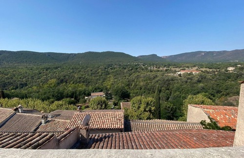 Bagnols-en-Foret Casa | Lou Soleié : Belle Maison de Ville Avec Magnifique vue Depuis Terrasse sur Toit