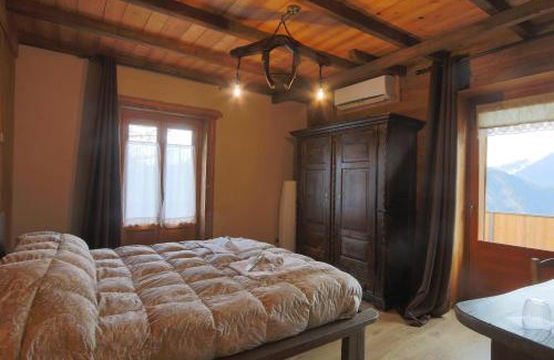 Stroppo Casa | Lou Subric