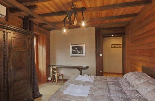 Stroppo Casa | Lou Subric