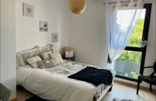 Saint-Pavace Casa | Loue étage