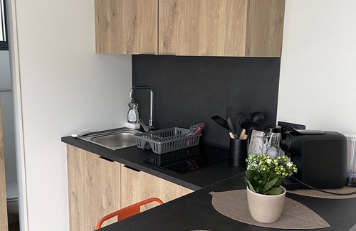 Kingersheim Casa | Loue Petit Logement de Charme Tout Neuf Dans Jardin Privé