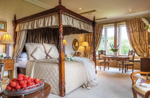 Mohill Hotel | Lough Rynn Castle