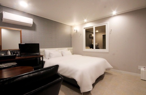 Beomil-dong Hotel | Louis Hotel Busan Beomildong