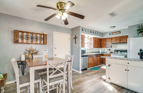 West Monroe Cabaña | 'louisiana Roots' Home 3 Mi to Dtwn West Monroe!