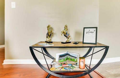 Bashford Manor Casa | Louisville Apartment - Walk to Restaurants!