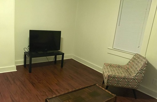 New Albany Casa | Louisville Bourbon Bungalow