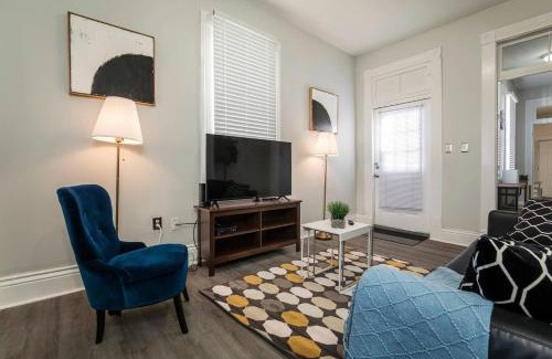 Shelby Park Casa | Louisville Dream House 4BR 2BA by CozySuites