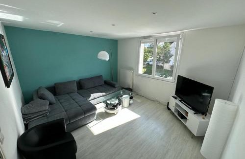Monce-en-Belin Apartamento | "LOUJADE" Maison 3 Chambres à Moncé en Belin - Proche Circuit 24h du Mans