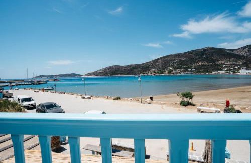 Platis Gialos Apartamento | Loukas and Margarita's house