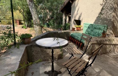 Quartier des Espesses Casa | Loumaset-agréable petite maison-garrigues de Nîmes