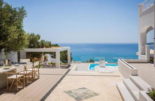 Mousata Villa | Lourdas White Villa