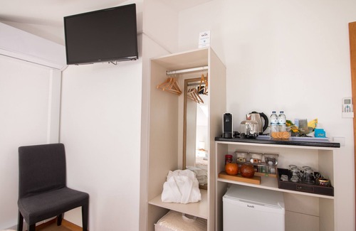 Lousa Apartamento | CASA DE LOUSÃ VARANDA - Habitación Cherry