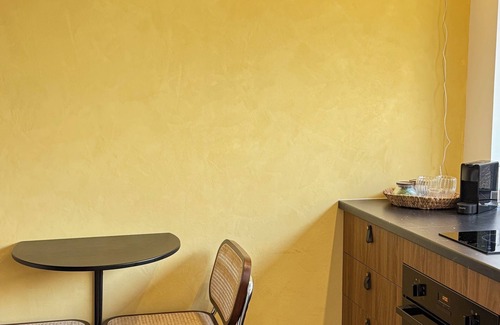 Doue-la-Fontaine Apartamento | Love getaway with outdoor spa