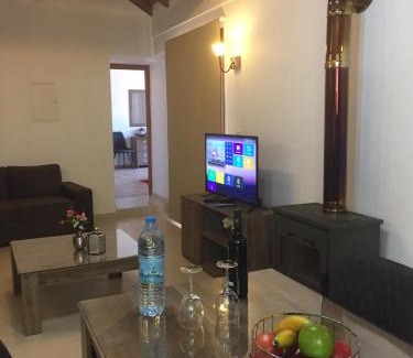 Treis Elies Casa | Love Holiday Suite 2