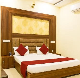 Mandla Hotel | Love Kush Hospitality by Woodlark Chandigarh II Top Rated and Most Awarded Property in Tricity