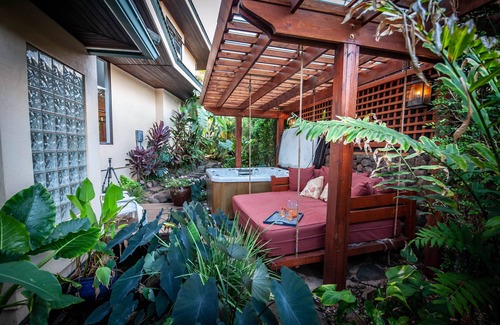 Bayview Condominio | Love Nest - Luxury Studio in tropical gardens with koi ponds, waterfalls