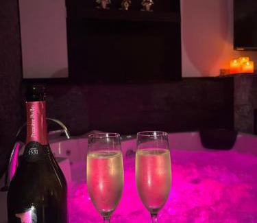 Limoux Apartamento | Love Room L'instanté - Suite "L'élégante"