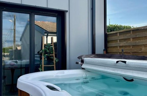 Marcheprime Apartamento | Love room proche du bassin , jacuzzi, jardin privé