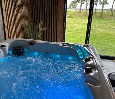 Oyre Apartamento | Love You Suite Romantique Spa 25min du futuroscope
