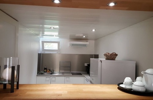 Saint-Germain-les-Corbeil Apartamento | Lovely Studio T1 in detached house 30km from Paris