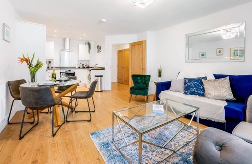 Redhill Condominio | Lovely 1 bed flat with patio in Central Redhill