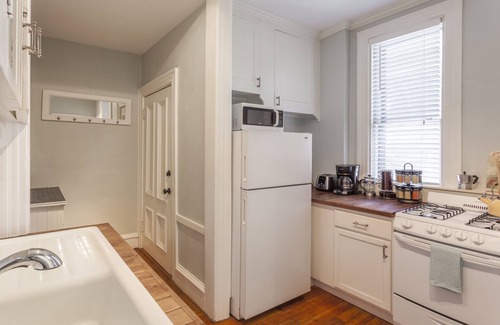 Wayland Apartamento | Precioso apartamento de 1 dormitorio en Wayland Square, Steps to Brown University