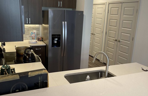 University Hills Apartamento | Lovely 1 Bedroom Studio located in Downtown Denver