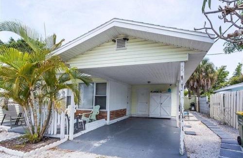 Sarasota Apartamento | Lovely 1 Bedroom Unit Across from Lido Key Beach